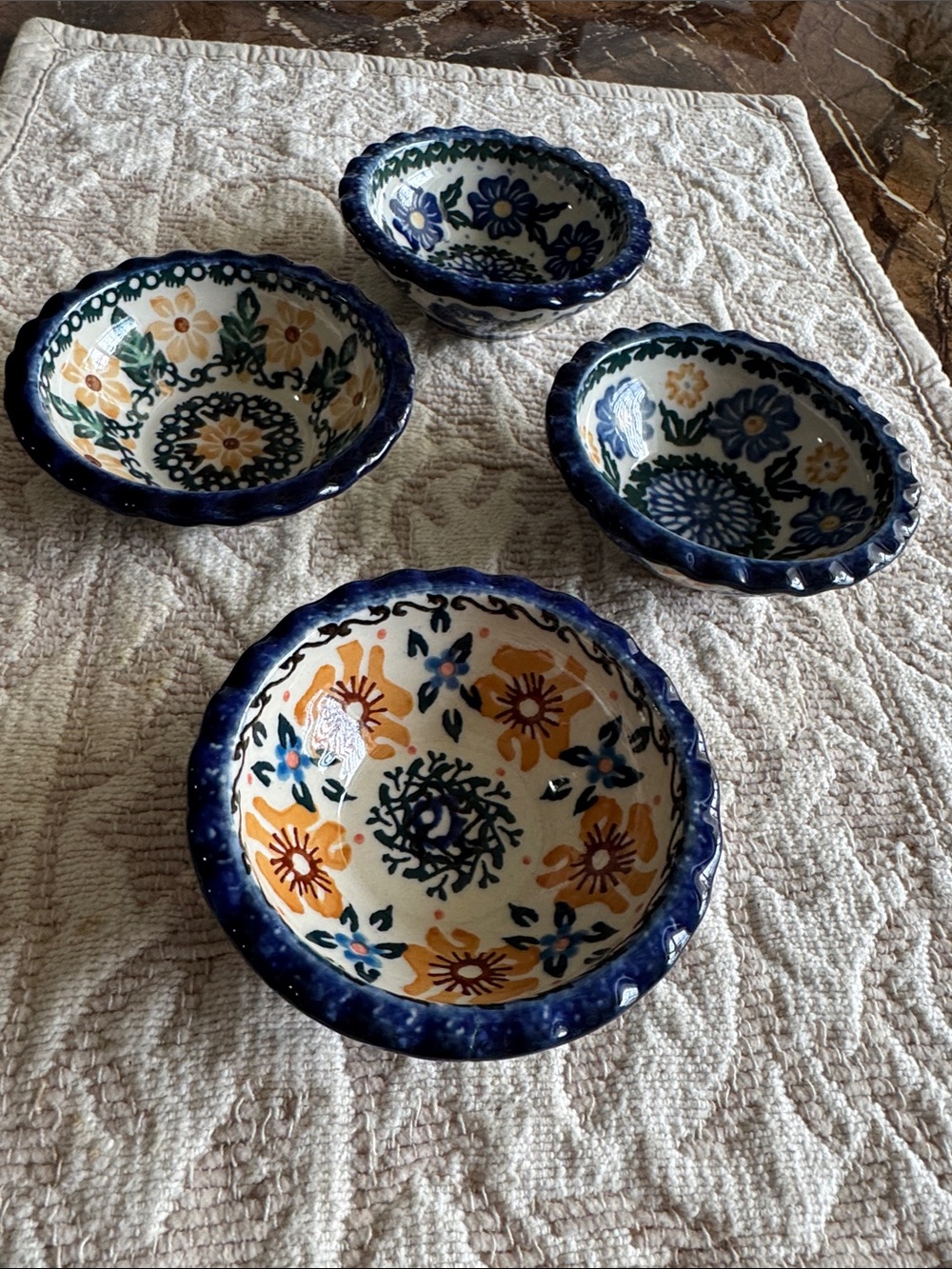 Polish Stoneware Unikat 190. small fluted spice Bowls set of (4). - Picture 5 of 6